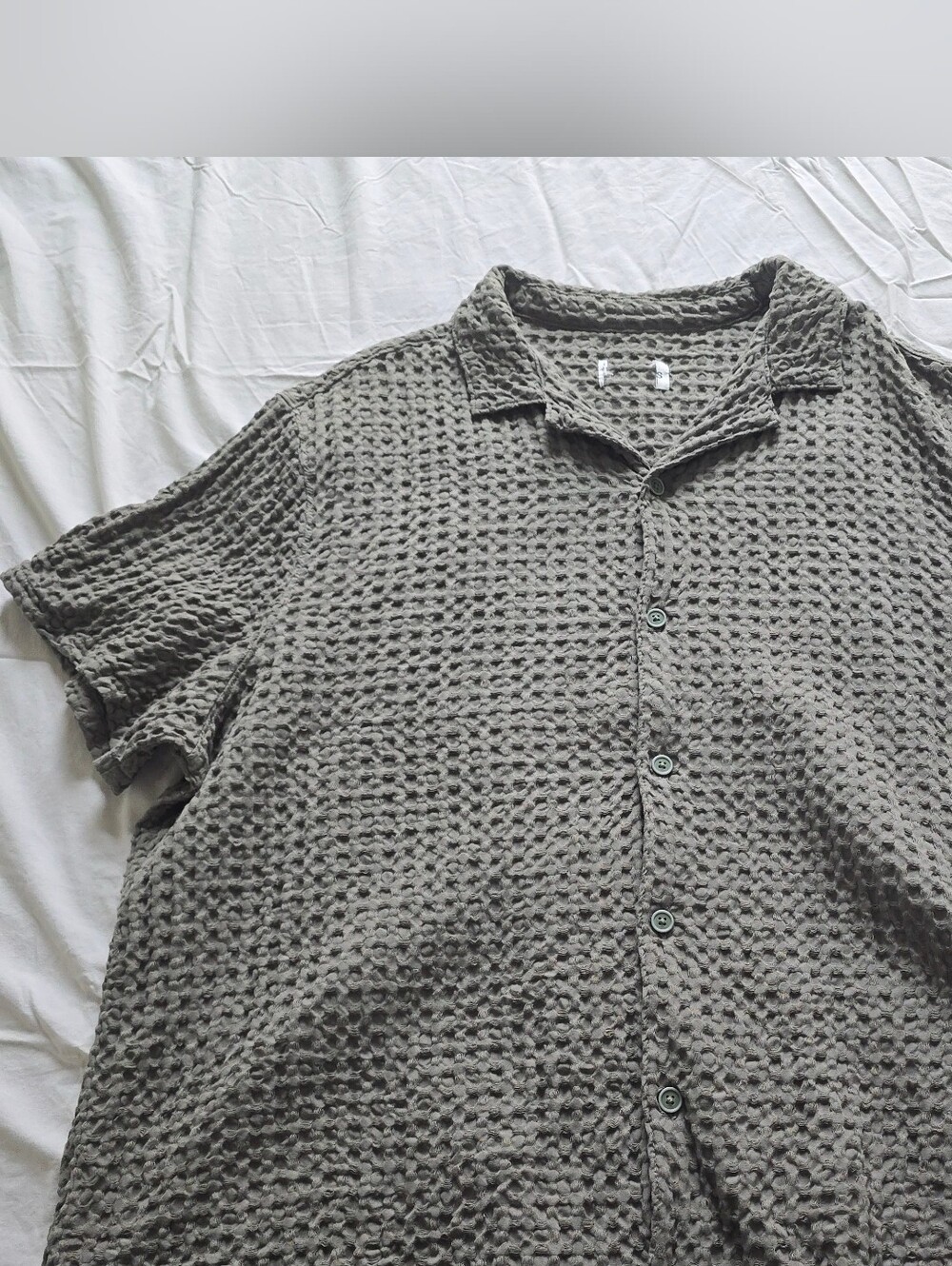 Men's Textured Waffle-Knit Button-Up Shirt — Olive Green